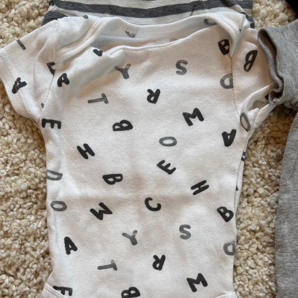 Gender Neutral Onesie Bodysuits Gray Black White “ I Laugh at Dad Jokesl” ABCs
